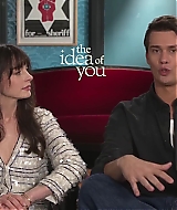 TheIdeaOfYouFeaturetteInterview06-074.jpg