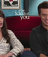 TheIdeaOfYouFeaturetteInterview06-121.jpg