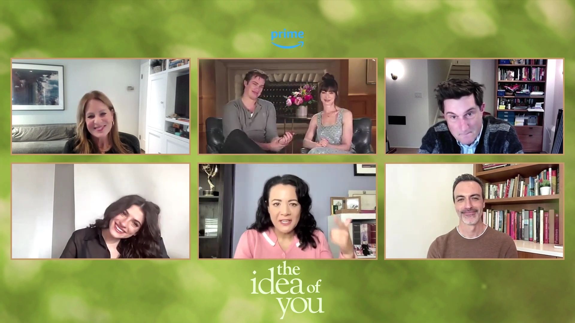 TheIdeaOfYouFeaturetteInterview12-0306.jpg