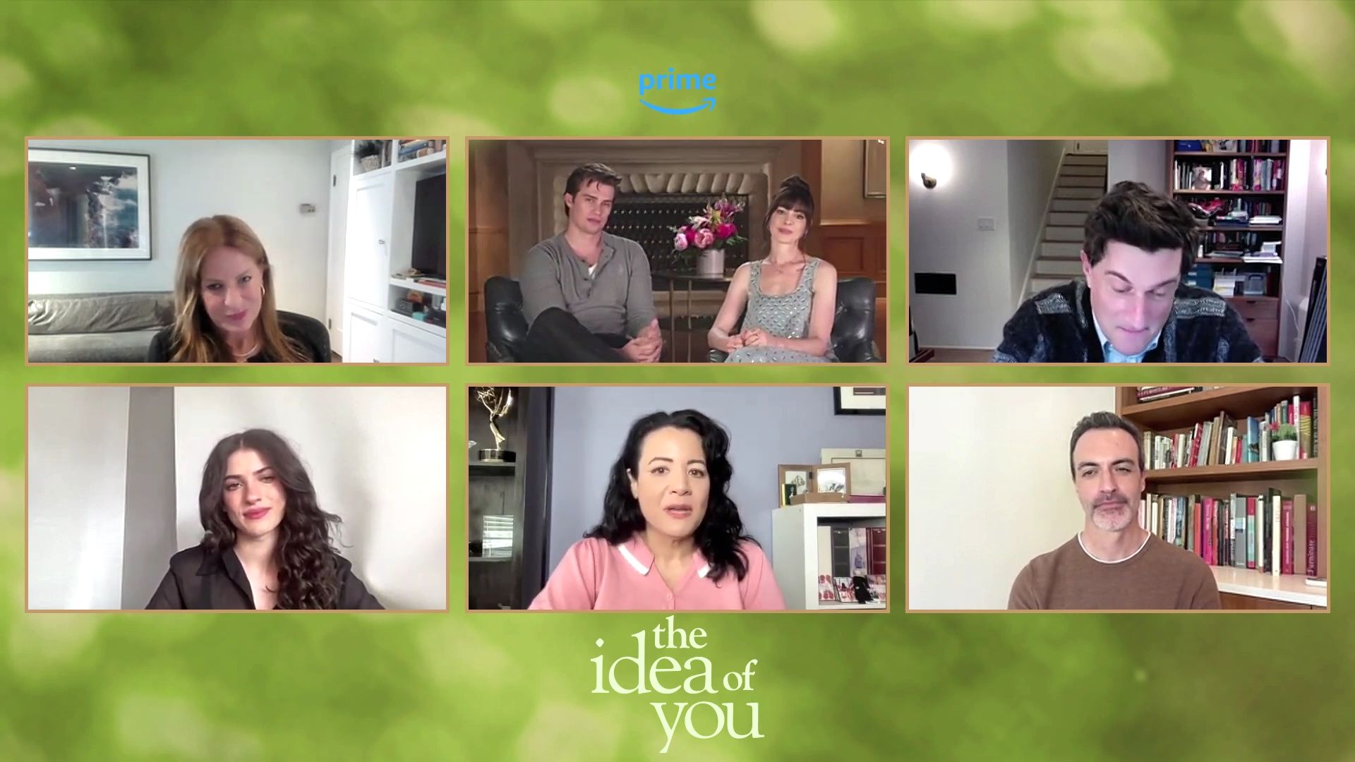 TheIdeaOfYouFeaturetteInterview12-0315.jpg